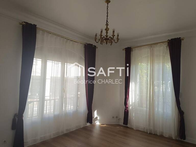 APPARTEMENT 3 PIÈCES RÉNOVÉ  2 CHAMBRES — photo 1