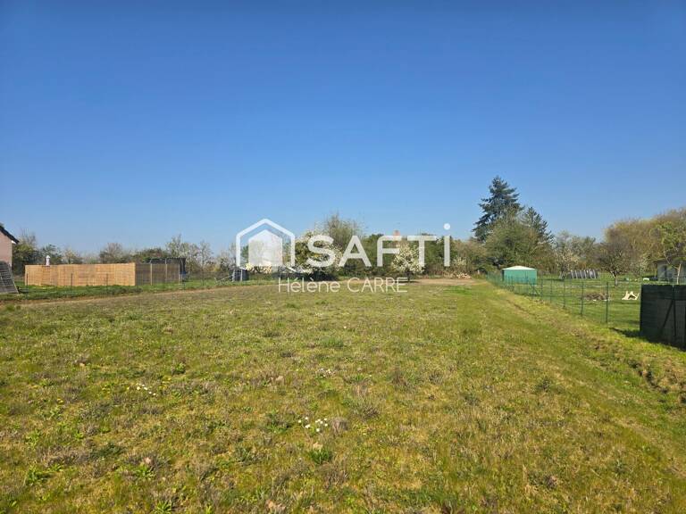 Terrain constructible 1541 m² Cerbois — photo 1