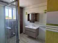 Une maison généreuse et agréable à vivre, dans un cadre calme, à découvrir rapidement ! — photo 4