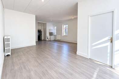 Commerce 4 pièces 76000 €