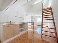 Appartement de type T2 de 55 m² au sol, Cave carrelée de 20 m², 1 emplacement de stationnement voiture + 1 pour deux roues — photo 3