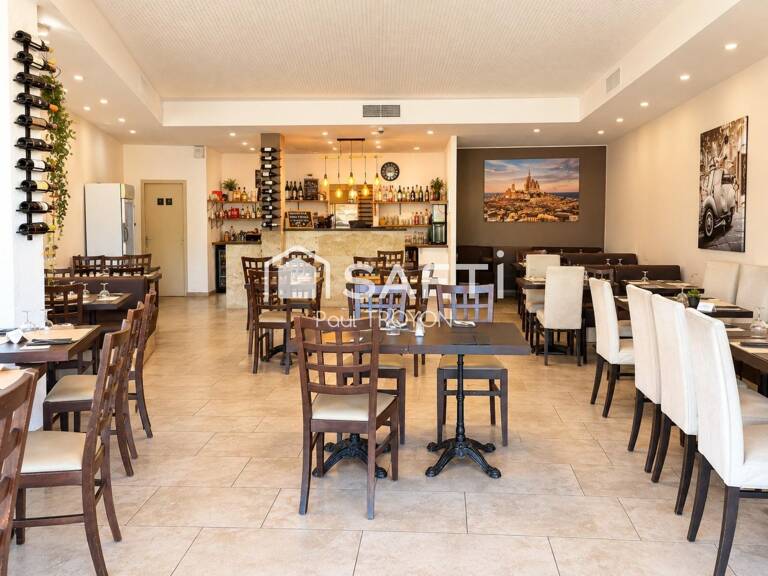 Restaurant Pizzeria dans petit centre commercial — photo 1