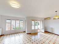Appartement composé de 2 chambres- double séjour- balcon- cave et pkg — photo 3