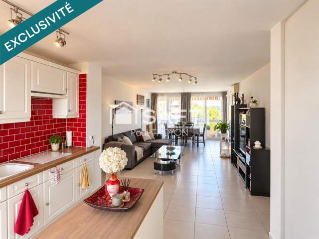 Appartement traversant T3 Beaux volumes — photo du bien