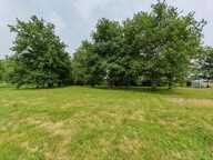 Centre bourg, beau terrain de 1311 m² — photo 3