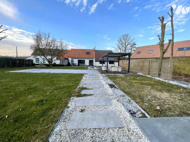 Maison 6 pièces 208 m² — photo 1
