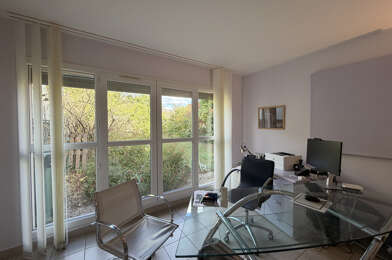 Commerce  352400 €