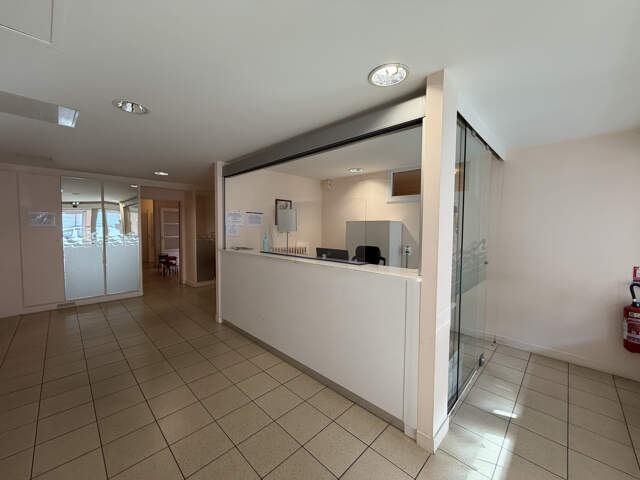 Local Professionnel - Idéal Prof. médicale - 154 m2 Plain Pi — photo du bien