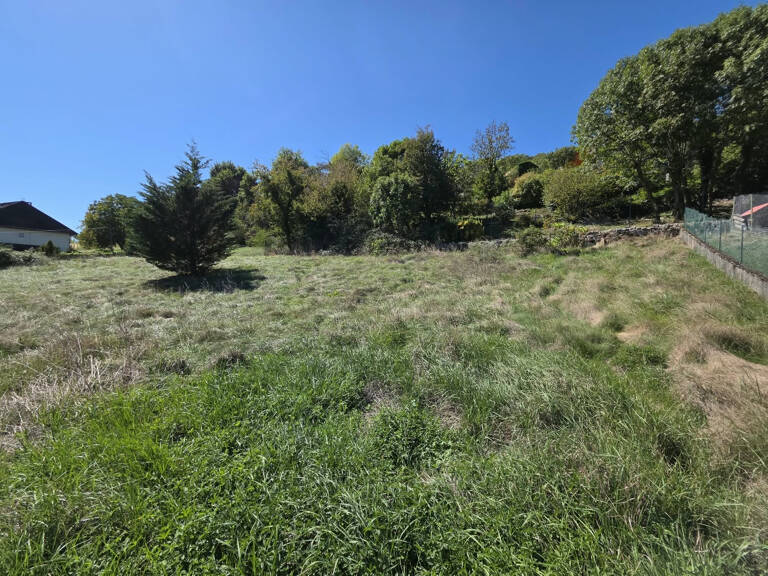 Terrain 902 m2 — photo 1