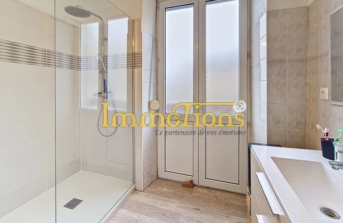 Appartement centre ST MARCELLIN — photo 4