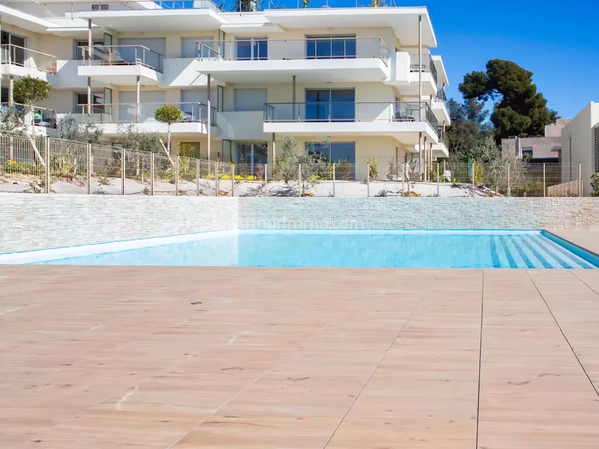 Appartement 2 pièces 42 m² · à Villeneuve-Loubet · 42 m² · 1 250 €/mois