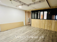 À LOUER   LOCAL COMMERCIAL 150 m2 ROCHEFORT   PLACE COLBERT — photo 2