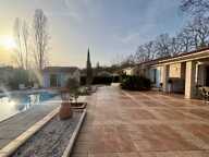 VILLA PLAIN-PIED DE 130M² HABITABLES, 3 CHAMBRES, AVEC PISCINE ET DÉPENDANCE – TERRAIN 2 400 M² — photo 4