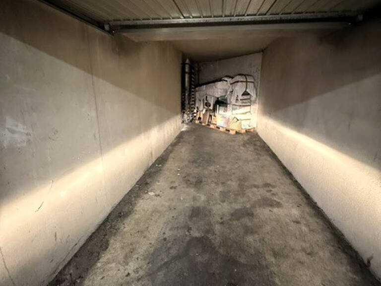 13008 Bd Rabattau Box fermé de 21 m2 dans résidence semi réc — photo 1