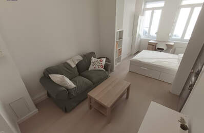 Petit T2, quartier Henriville, loyer tout compris — photo du bien