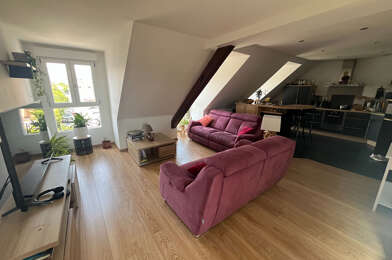 Appartement 5 pièces 218400 €