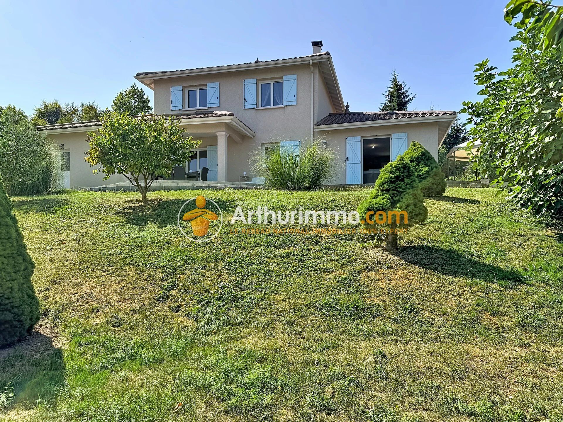 Maison 5 pièces 155 m² · à Bourgoin-Jallieu · 155 m² · 439 000 €
