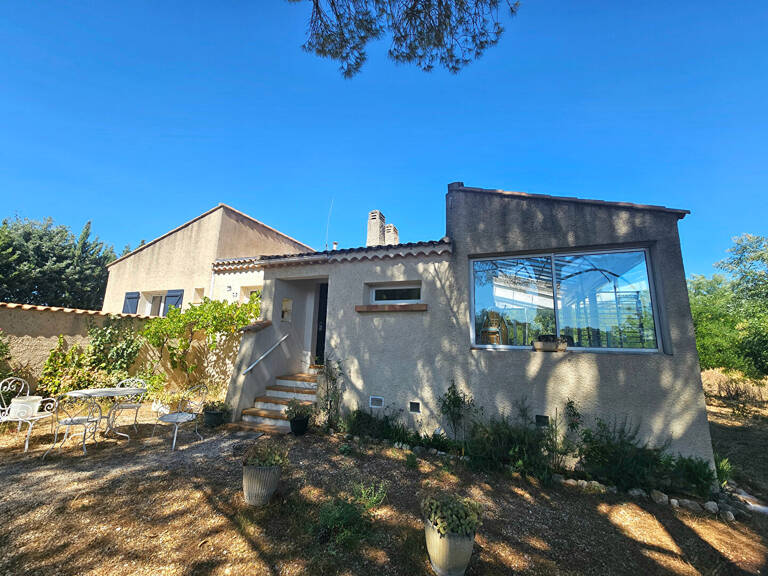Ventabren Maison campagne T3/4 - BAIL MEUBLE 10 MOIS — photo 1