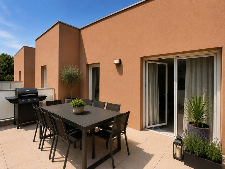 Montpellier / Estanove Pas du Loup - Dernier étage avec terrasse et garage au sein d'une résidence récente — photo 1