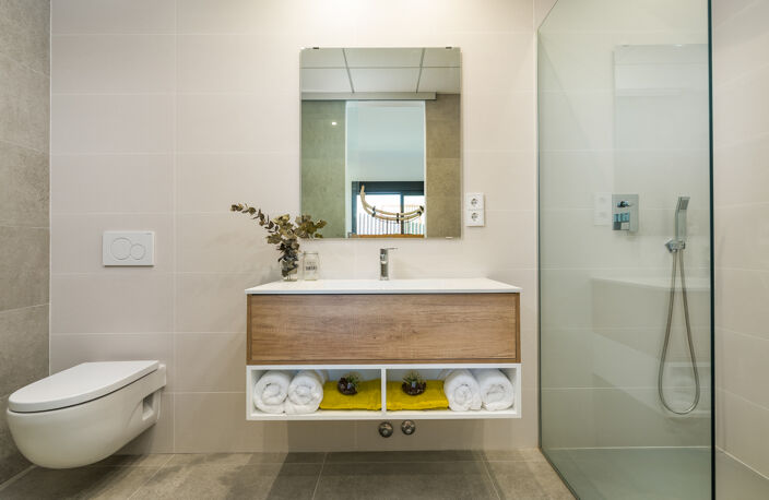 LUNEL GARE DERNIER ETAGE T3 66 M² AVEC 13 M² DE TERRASSE — photo 4