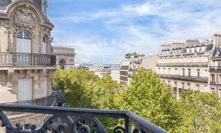 Appartement 5 Pièces 131 m² à vendre à Paris (75000)