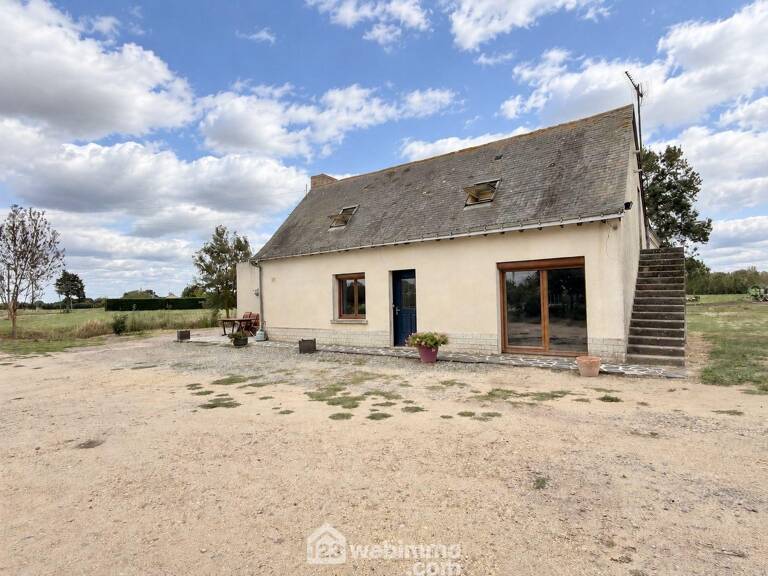 Maison - 100.91m² - Longué-Jumelles — photo 1