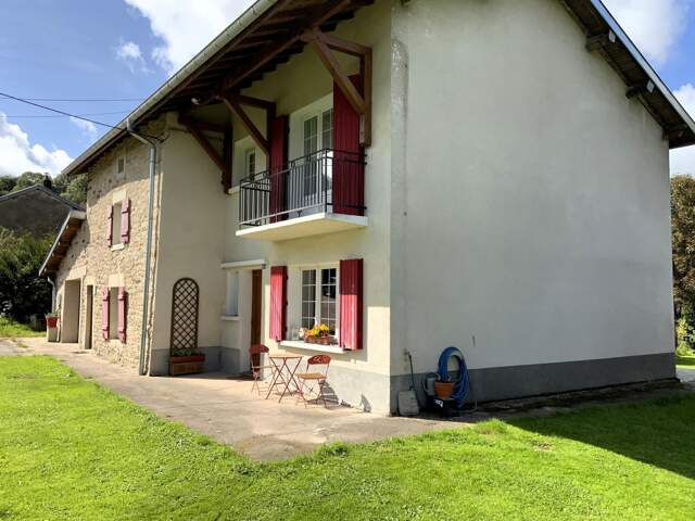 ANCIENNE FERME RENOVEE SANS TRAVAUX , HAVRE DE PAIX, TERRAIN PLAT ET ARBORE 3400 M2 — photo du bien