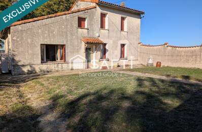 À VENDRE  Maison à Lupsault, proche d'Aigre — photo du bien