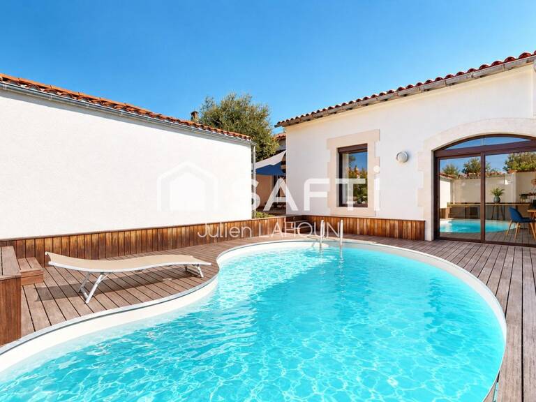 Maison de ville atypique avec piscine et garage  Cœur de ville au calme absolu — photo 1