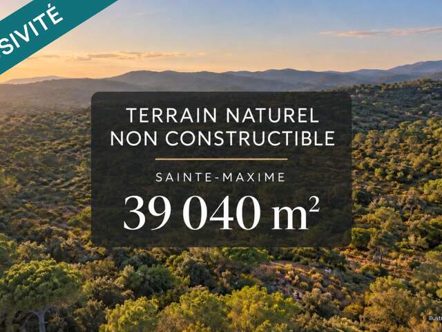 Terrain naturel de 3,9 ha à Sainte-Maxime — photo du bien