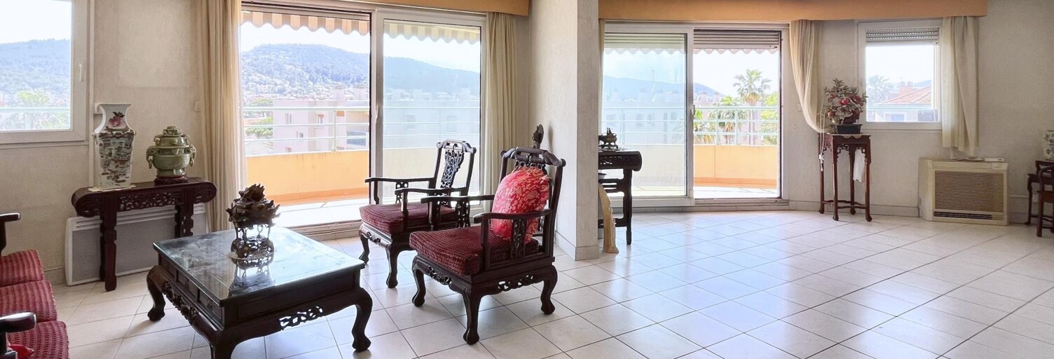 Appartement 5 Pièces 106 m² à vendre à Hyères (83400)