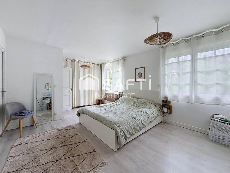 Maison familiale 5 chambres, beaux volumes — photo 1