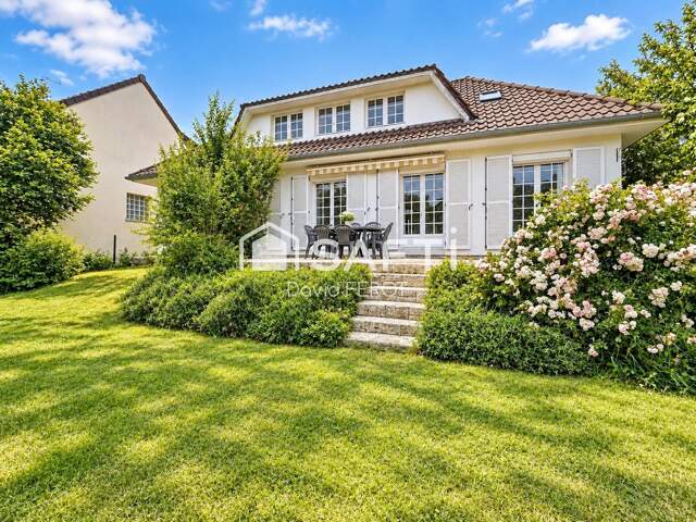 Maison familiale 5 chambres, beaux volumes — photo du bien