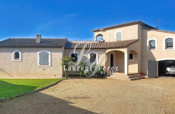Villa 173 m² 4 ch piscine terrain 1500 m² Lunel Nord — photo 5