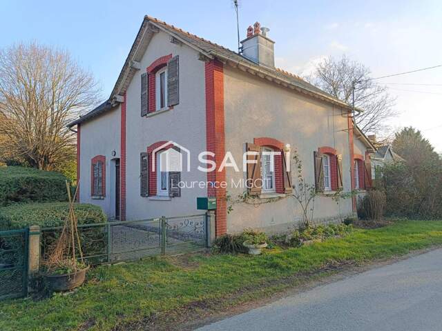 Maison ancienne avec dépendances sur 5 174 m² — photo du bien