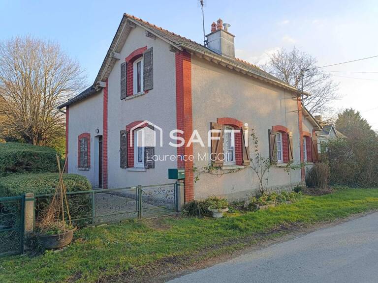 Maison ancienne avec dépendances sur 5 174 m² — photo 1
