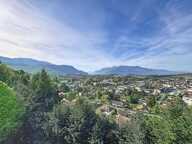 Vue aérienne sur les massifs et la ville, ascenseur, climatisation, garage possible — photo 2
