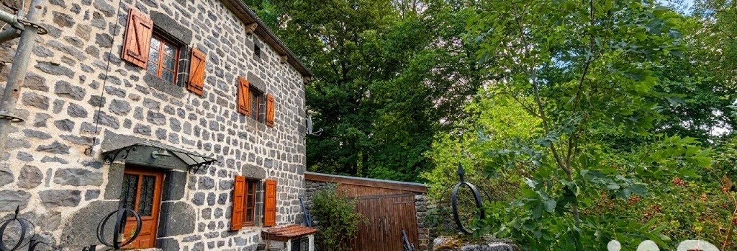 Maison 3 Pièces 70 m² à vendre à Saint-Jean-Lachalm (43510)
