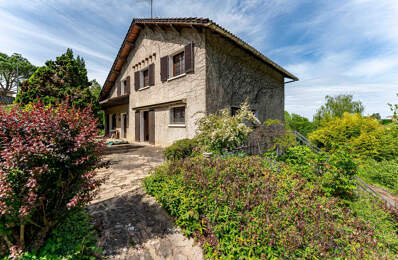 LIMONEST, grande maison de 270 m2 plus sous-sol à rénover sur un terrain de 3185 m2 — photo du bien