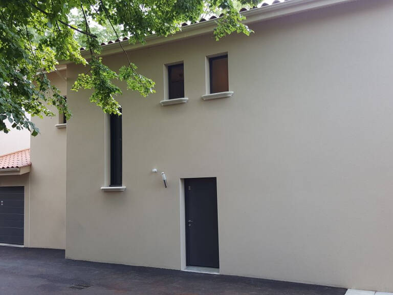 LOCATION ECULLY 69130 MAISON 5 PIECES 4 CHAMBRES JARDIN TERRASSE GARAGE PARKING — photo 1
