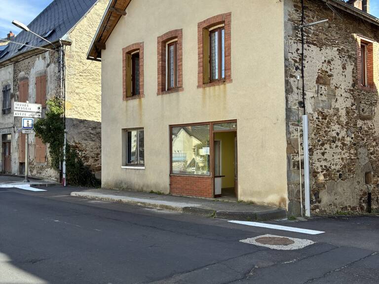 Vente Immeuble 114 m&sup2; — photo 1