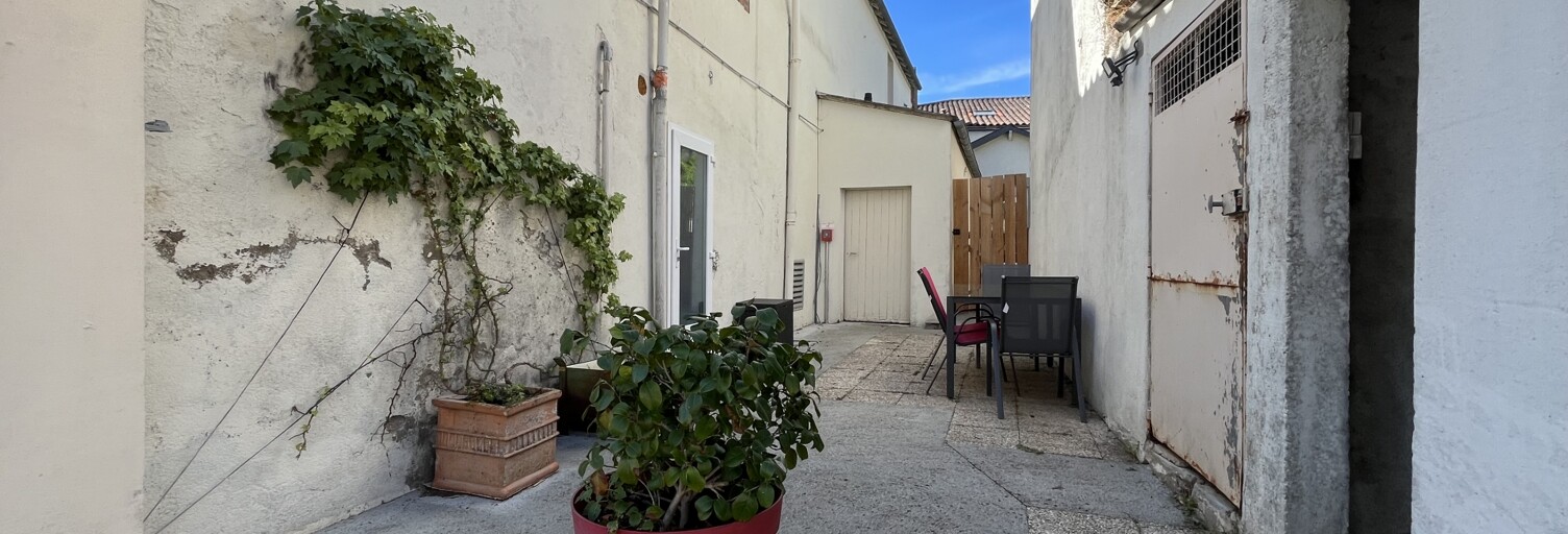 Maison 8 Pièces 212 m² à vendre à Sèvremont (85700)