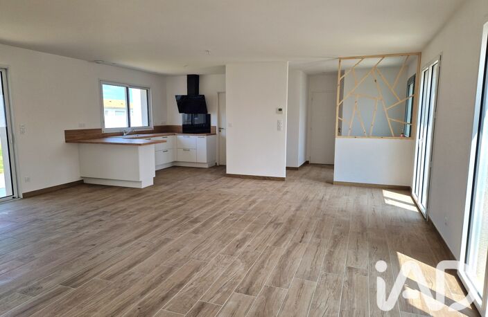 Vente Maison/villa 5 pièces — photo 2