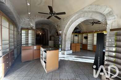 Commerce  212000 €