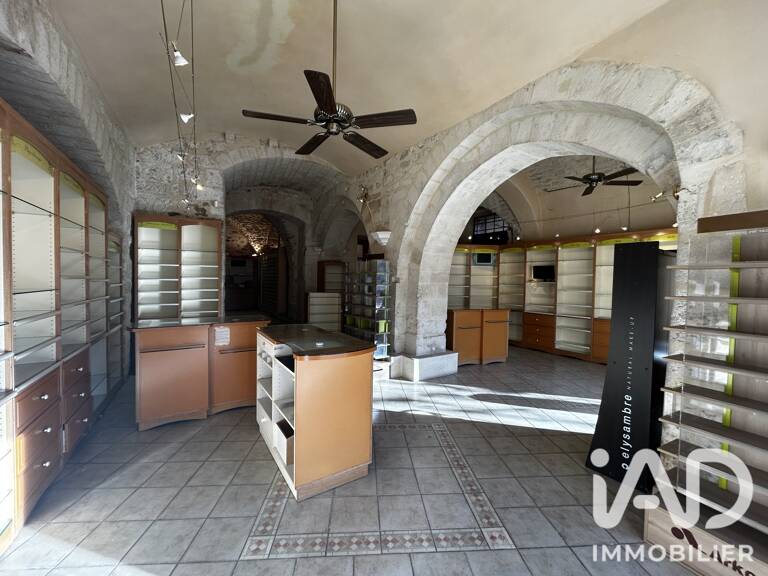 Vente Boutique/Local commercial 147 m&sup2; — photo 1