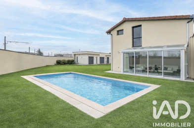 Maison 5 pièces 449000 €