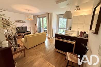 Appartement 3 pièces 240000 €
