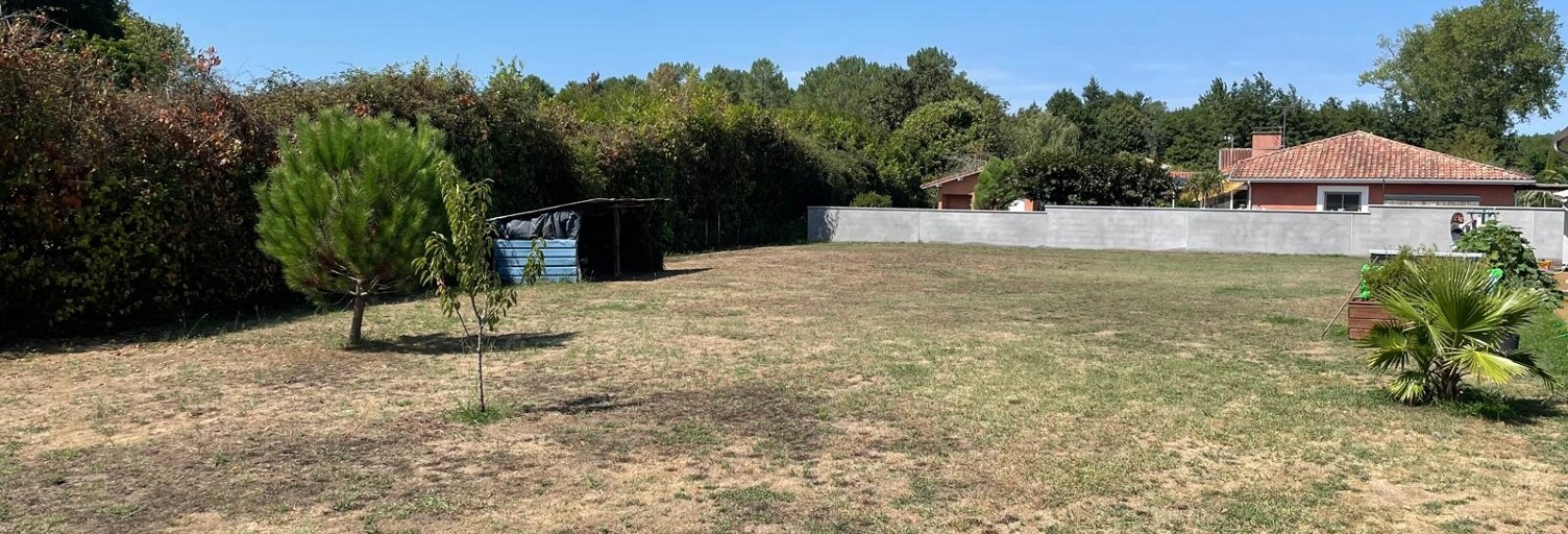 Terrain  1027 m² à vendre à Rivière-Saas-et-Gourby (40180)