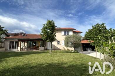 Maison 6 pièces 840000 €
