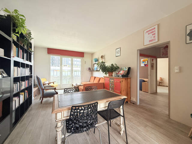 BORDEAUX BARRIÈRE JUDAÏQUE -- APPARTEMENT TRAVERSANT AVEC 3 C — photo du bien